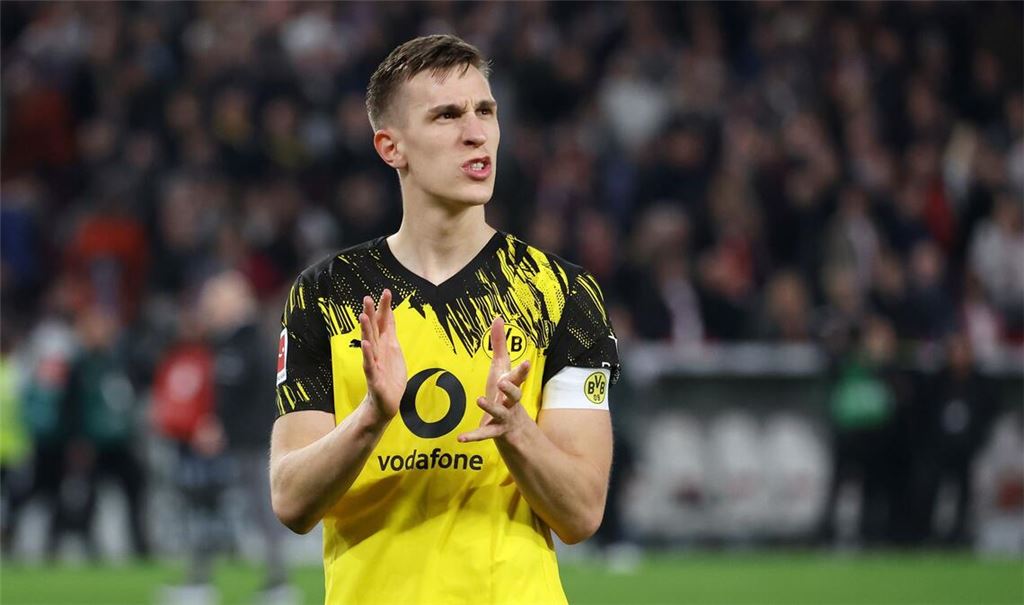 Nico Schlotterbeck bleibt Borussia Dortmund treu.