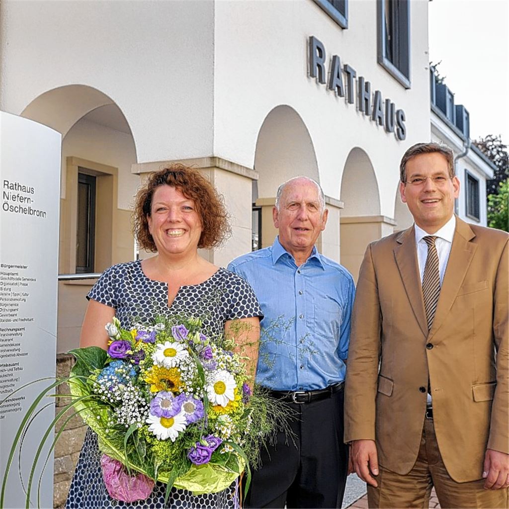 Zum Empfang gibt es Blumen