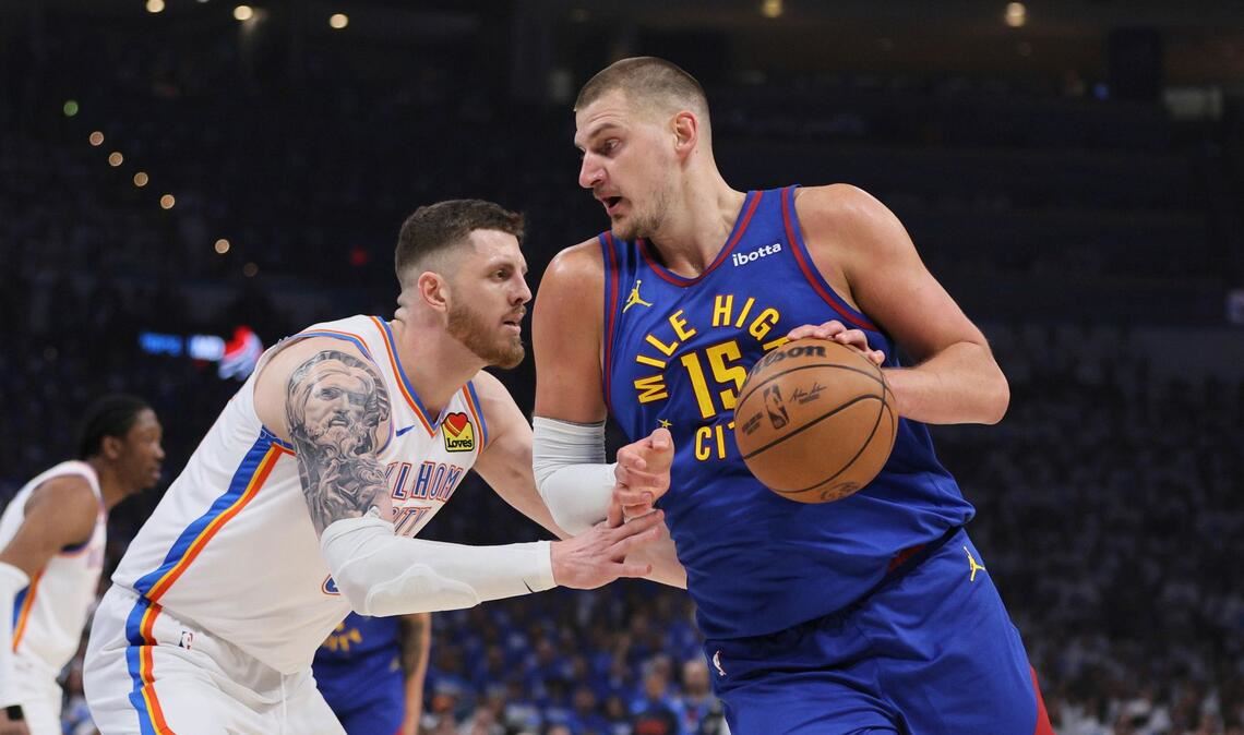 Plötzlich fünf Titelanwärter: Deutsche mischen die NBA auf Nikola Jokic dürfte mit seinen Nuggets wieder konkurrenzfähig sein.