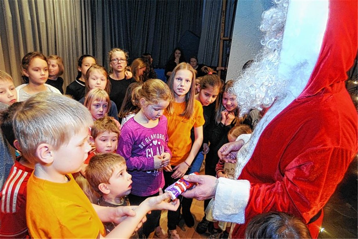 Nikolaus kommt persönlich. Foto: Fotomoment