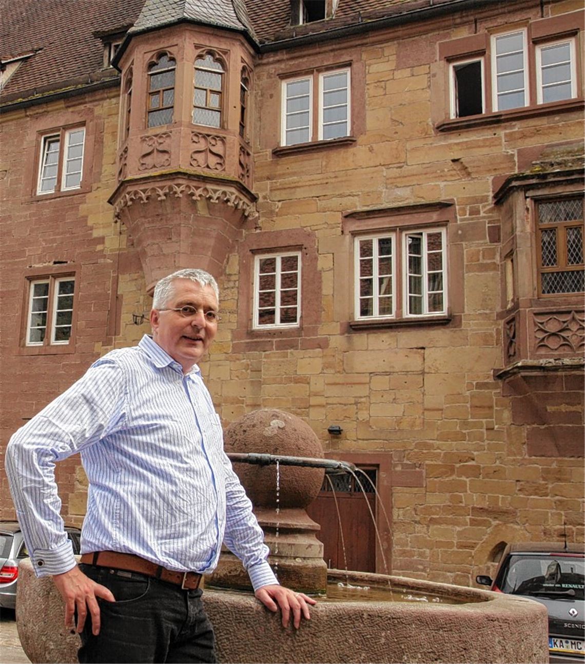 Nimmt Abschied: Tobias Küenzlen am Brunnen vor dem Ephorat in Maulbronn.