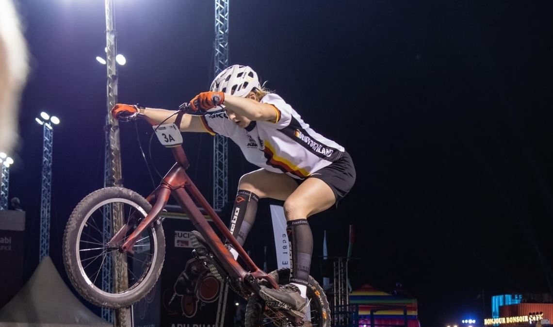 Nina Reichenbach bei ihrem ersten Auftritt bei der WM in Abu Dhabi. Foto: privat