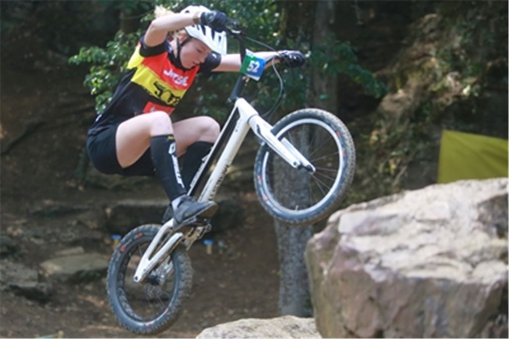 Nina Reichenbach legt bei der EM in Ölbronn eine blitzsaubere Vorstellung hin. Foto: Huber