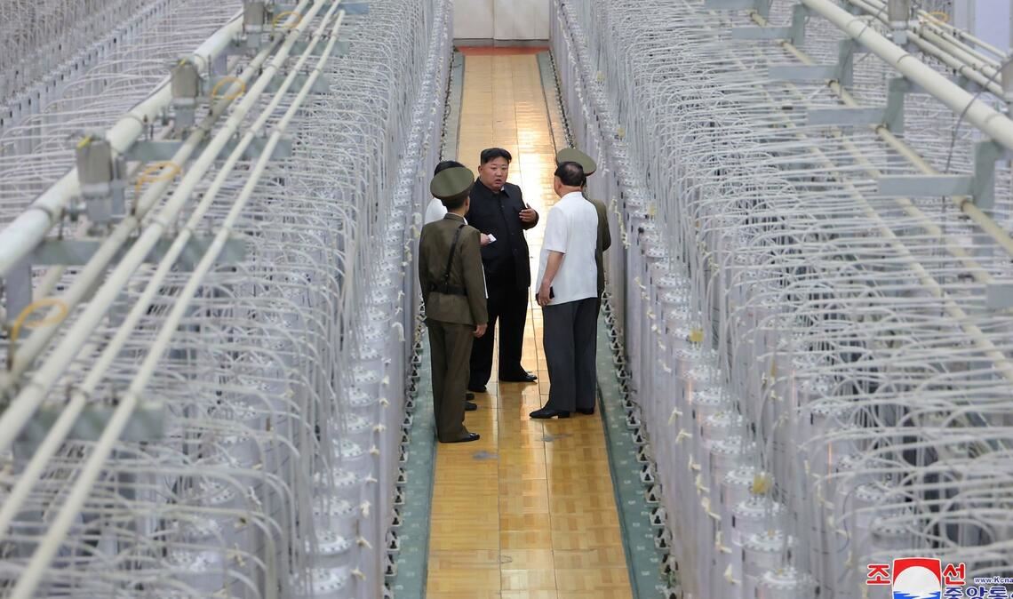 Nordkoreas Machthaber Kim lässt sich gern vor eindrucksvollen Kulissen fotografieren. (Archivfoto)
