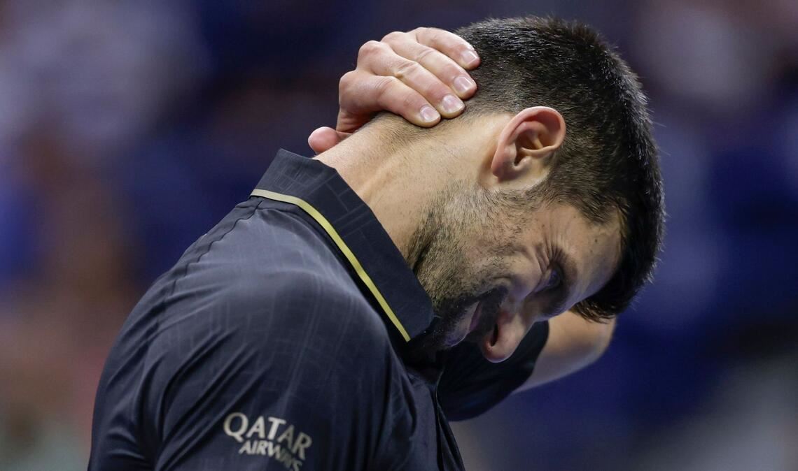 "Hat mich zerpflückt": Struff gnadenlos von Djokovic besiegt Novak Djokovic spürte offensichtlich seinen Nacken, das hielt ihn aber nicht vom klaren Sieg gegen Jan-Lennard Struff ab.
