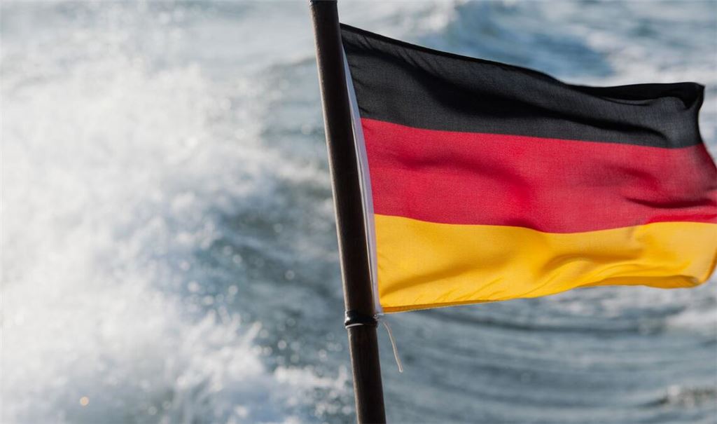 Nur ein Teil der Deutschen Handelsflotte unter deutscher Flagge unterwegs. (Symbolbild)