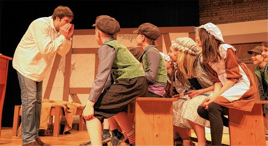 Darsteller biegen auf die Zielgerade ein