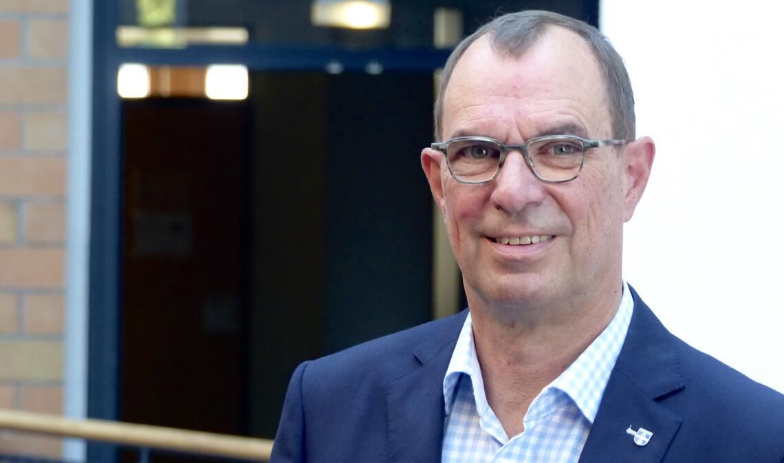 OB Frank Schneider zur Suche nach einem Standort für eine Flüchtlingsunterkunft: „Nun müssen wir mit privaten Grundstückseigentümern ins Gespräch gehen.“ Foto: Archiv