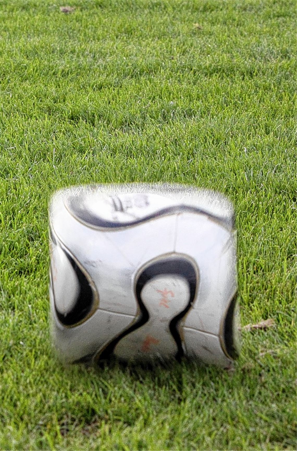 Ob dem Bezirksvorstand mit der neuen Staffeleinteilung die Quadratur des Fußballs gelungen ist, wird sich wohl erst im laufenden Spielbetrieb erweisen.