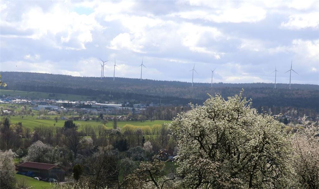 Ob es in Wiernsheim auch dazu kommt, ist noch völlig offen: In Straubenhardt gehört der Anblick von Windrädern schon seit Jahren zum gewohnten Bild. Foto: Archiv