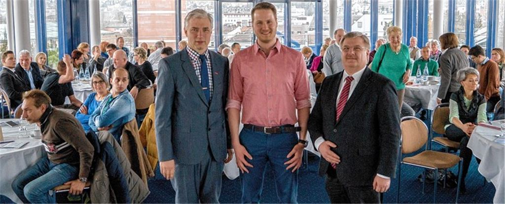 Obermeister Martin Reinhardt (v.li.), Bäckermeister Florian Lutz und Geschäftsführer Frank Sautter.