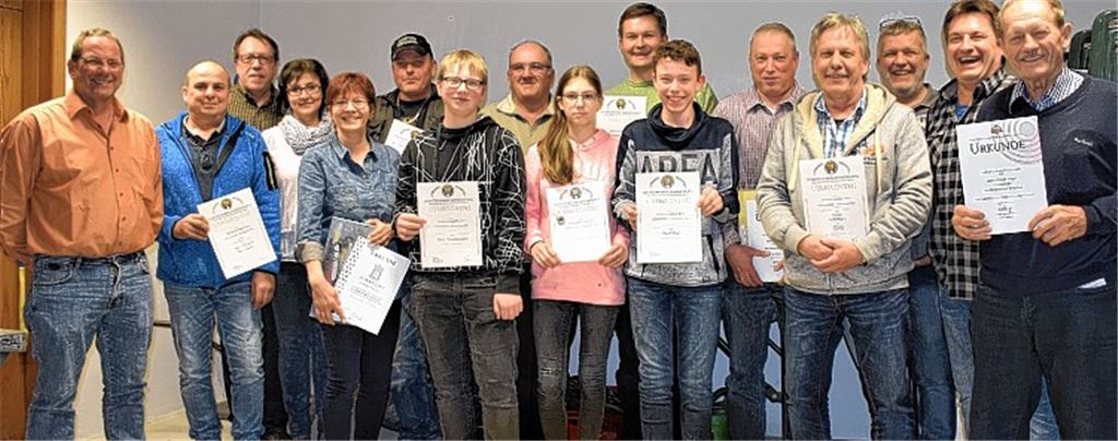 Knittlinger Schützen bestätigen Vereinsspitze