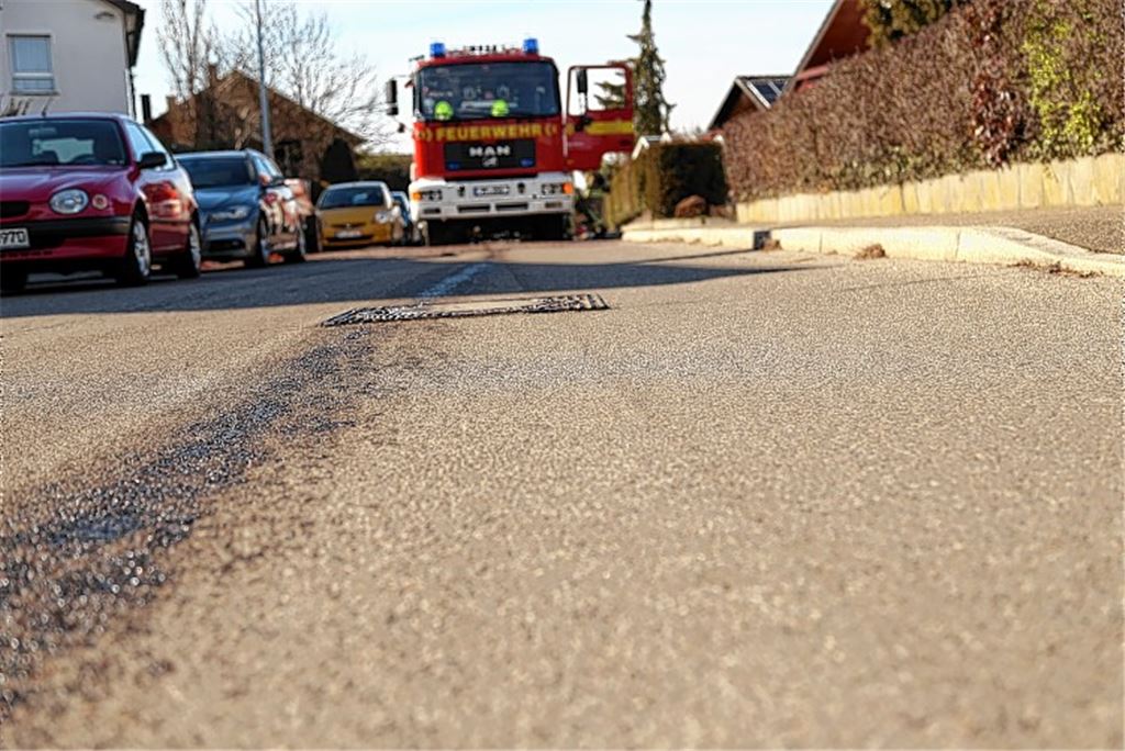 Ölspur zieht sich über weite Strecke