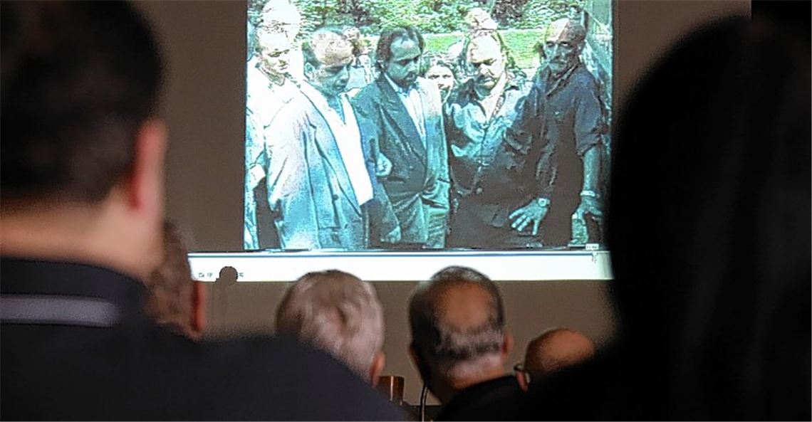 Von Ausgrenzung und Anpassung