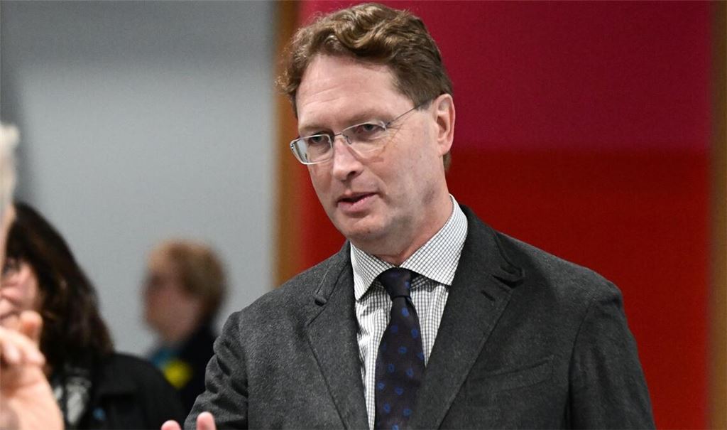 Ola Källenius tritt eine zweite Amtszeit als Präsident von Europas oberstem Autolobbyverband Acea an. (Archivbild)