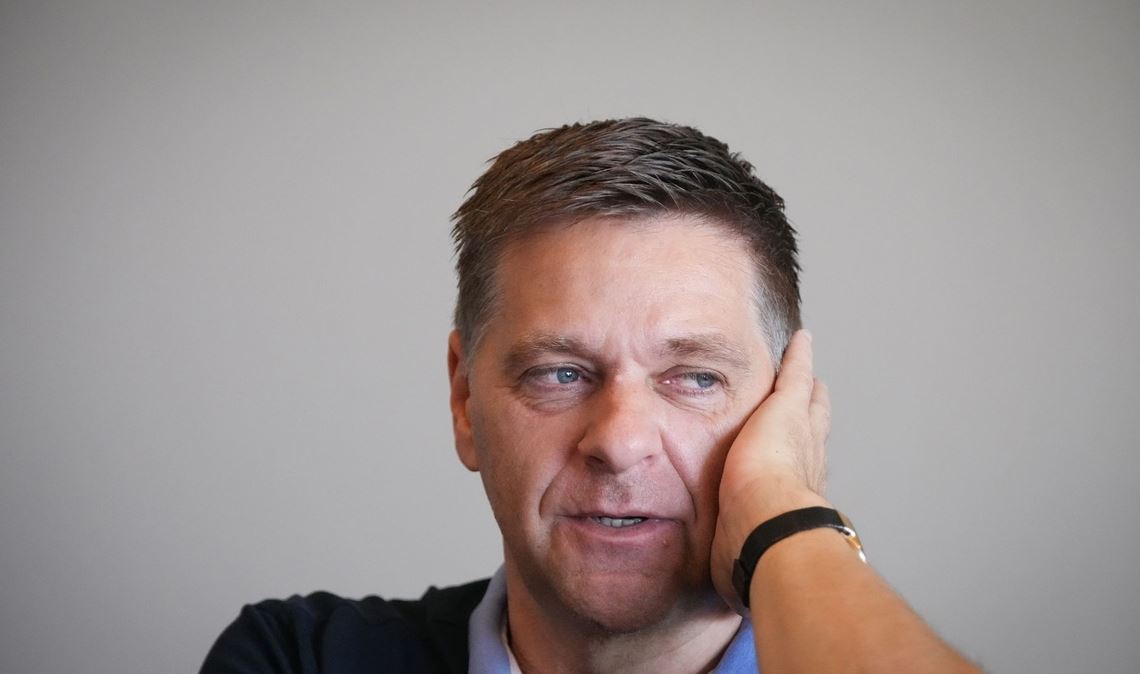 Oliver Ruhnert, Geschäftsführer Profifußball und Leiter der Lizenzspielerabteilung des 1. FC Union Berlin, beim Interview mit der dpa.