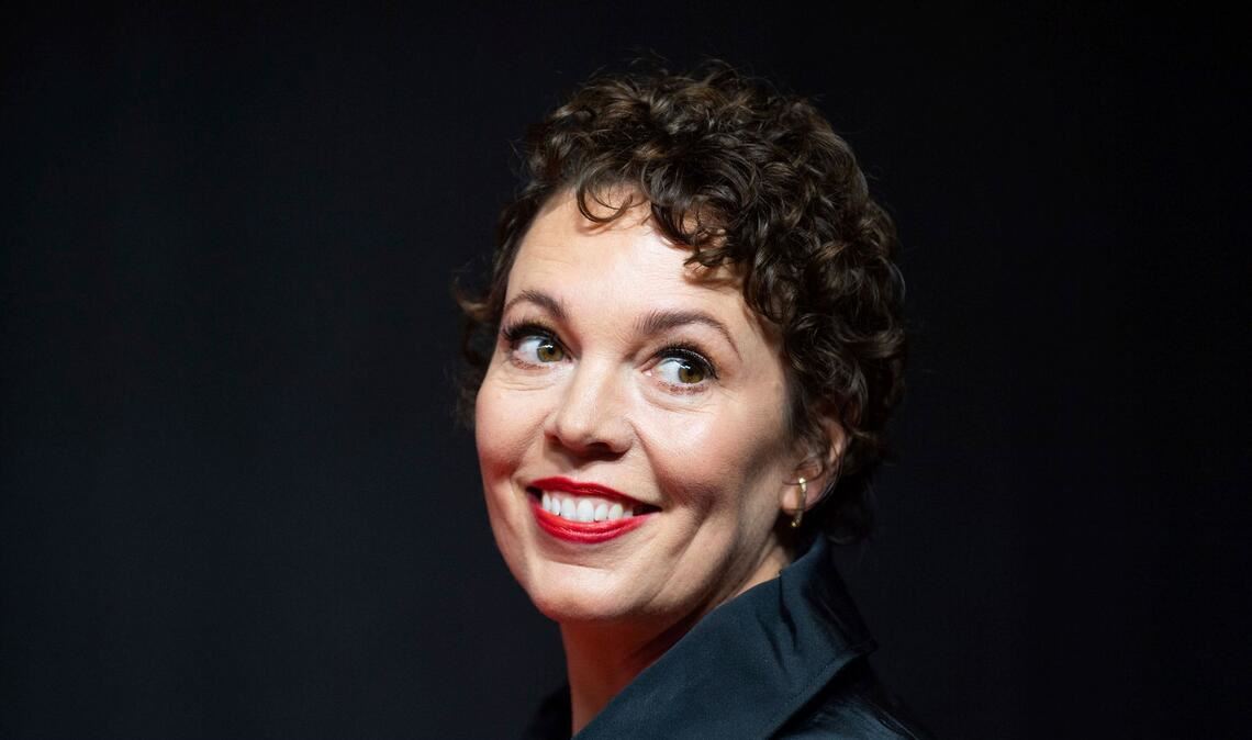 Unkreativ? Filmbranche adaptiert manche Romane immer wieder Olivia Colman spielt die Hauptrolle in einer Neuverfilmung von "Der Rosenkrieg", diesmal mit dem Titel "Die Rosenschlacht" (Archivbild).
