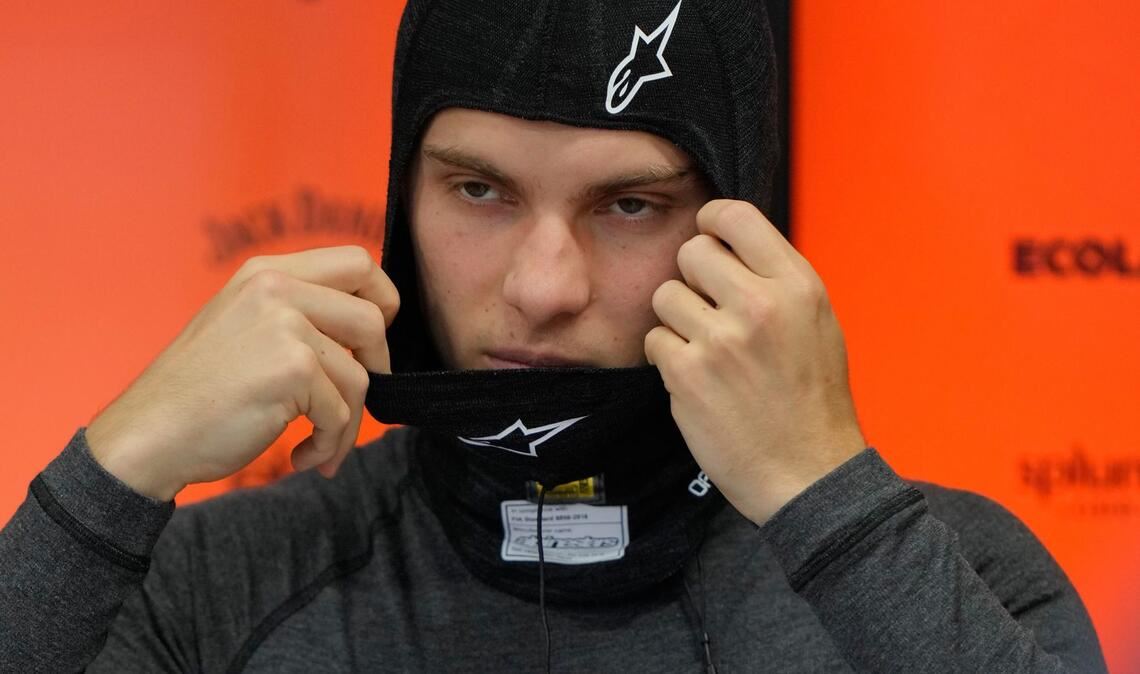 Oscar Piastri schwächelt, wirkt nervös.