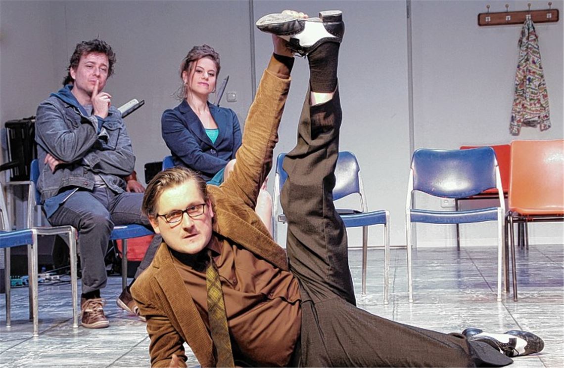 Theater nimmt Paartherapie aufs Korn