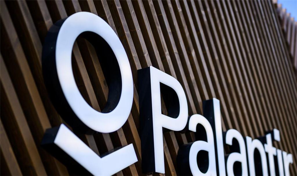 Palantir ist auf die Auswertung großer Datenmengen spezialisiert. (Archivbild)