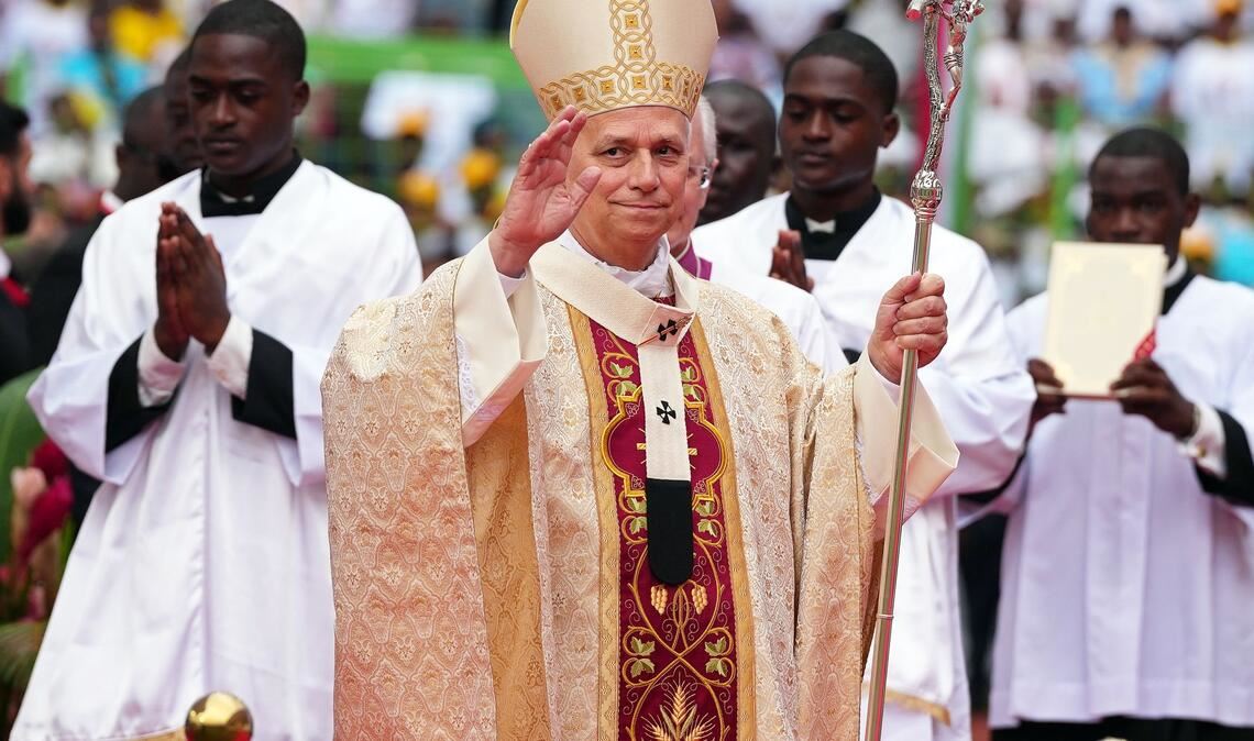 Papst Leo XIV. bei seiner letzten Messe in Afrika.