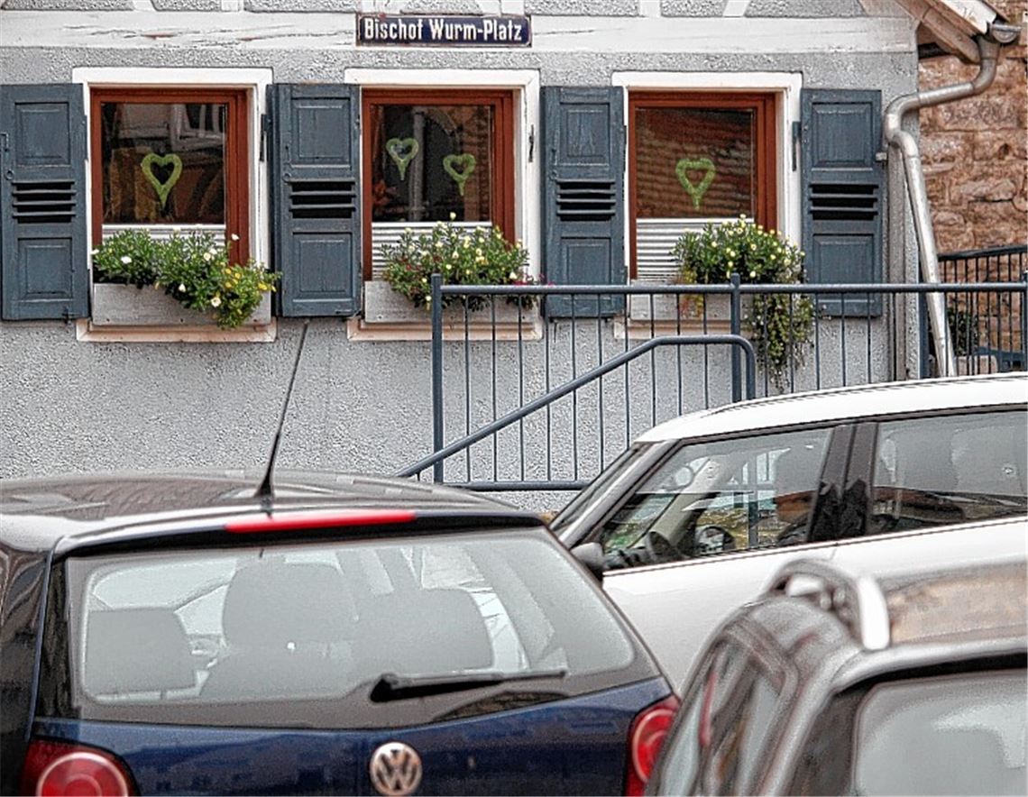 Parkchaos in Dürrmenz, trotz neuer Regelung? 