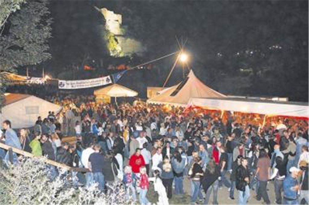 Party-Atmosphäre im Enzvorland  in diesem Jahr eine Stunde länger.
Archivfoto: Tilo Keller
