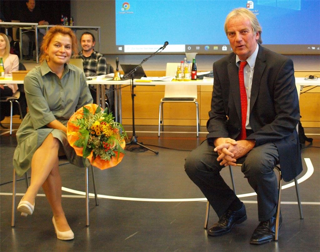 Patricia Lopez Ramirez und Bürgermeister Heinz-Peter Hopp. Foto: Filitz