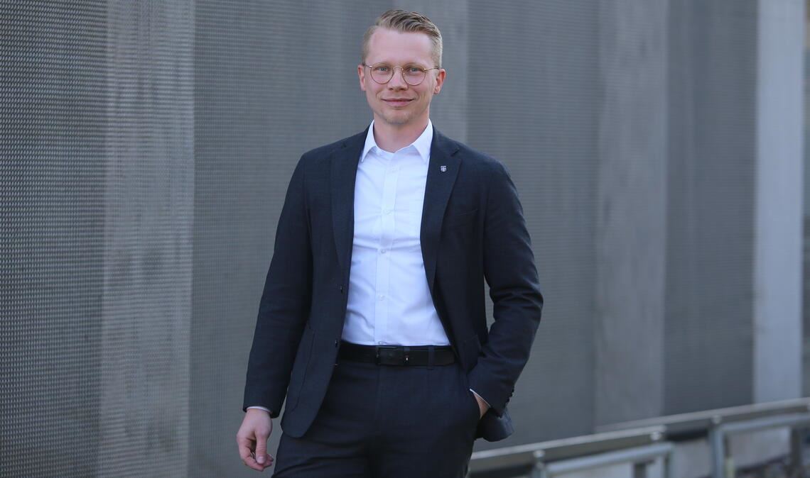 Paul Renner setzt in seinem OB-Wahlkampf vor allem auf Gespräche. Foto: Deeg