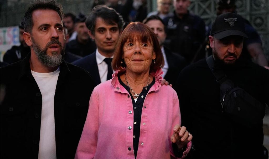 Pelicot beschreibt in ihren Memoiren, wie ihr Leben verlief und wie sie nach den jahrelangen Übergriffen ihres Mannes zurück in eine Normalität fand. (Archivbild)