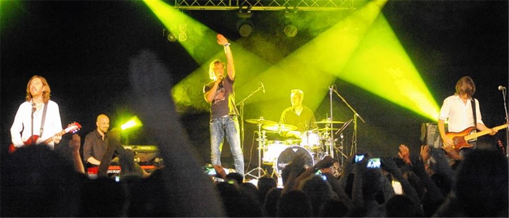 Personelle Veränderungen hin oder her: Die Band „Fools Garden“ überzeugt auf der Gartenschau fast 2000 Fans mit Best-of-Liedern und gibt Einblicke in das geplante Jubiläumsalbum.