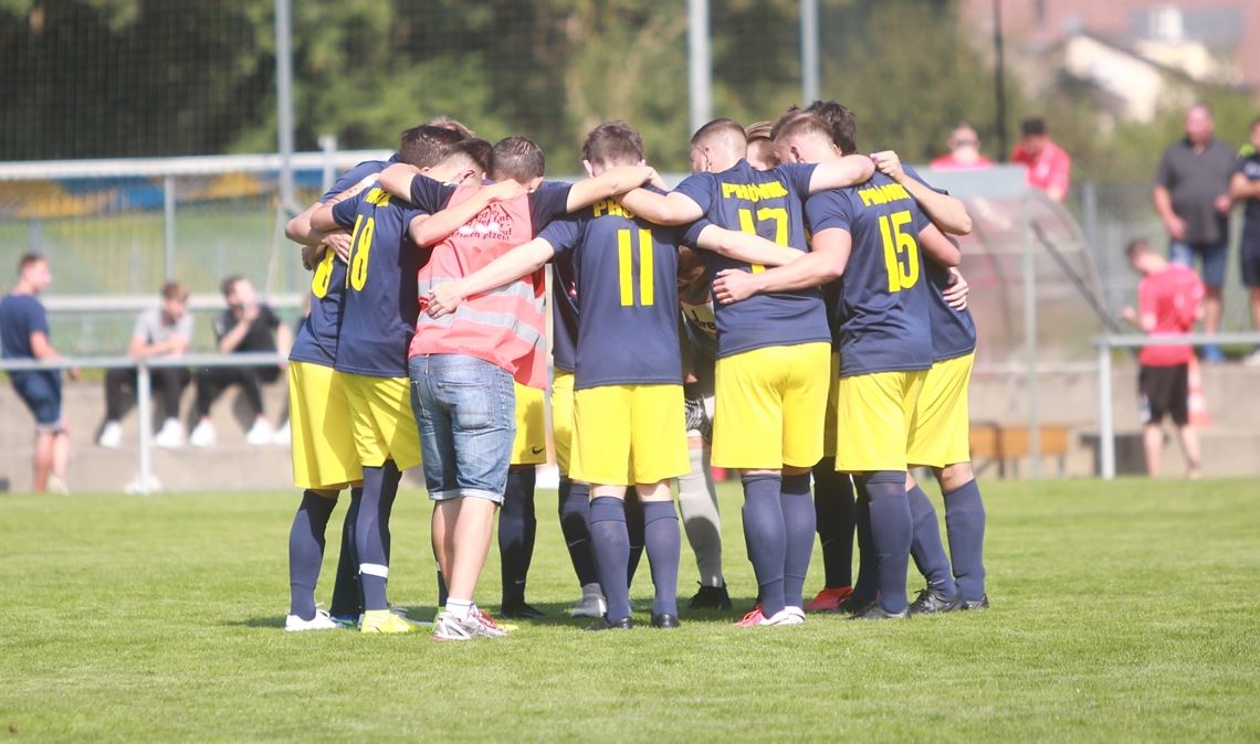 Phönix Lomersheim präsentiert den neuen Trainer Phönix Lomersheim mit bald neuem Trainer.