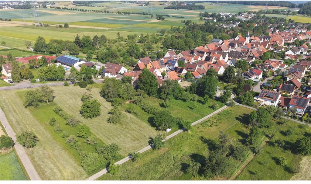 Pinache hat vieles zu bieten – ein praxistaugliches Spielfeld für den Oberligisten 1. CfR Pforzheim aber nicht. Foto: Archiv