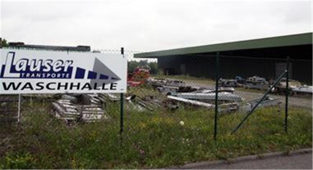 Pläne geplatzt: Illinger Räte wollen keinen 33 Meter hohen Mischturm auf dem Gelände, das derzeit von der Spedition Lauser genutzt wird.  Foto: Goertz