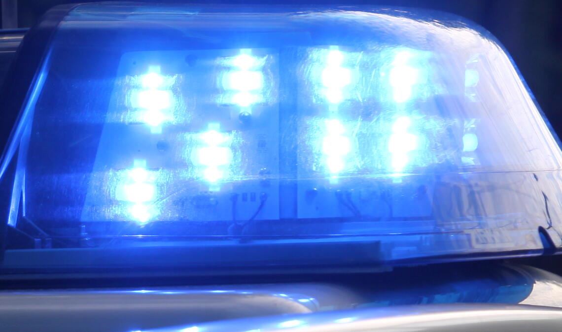 Polizei nimmt 23-Jährigen nach einer Irrfahrt und einem anschließenden Fluchtversuch in Eutingen fest. Symbolfoto: Archiv 