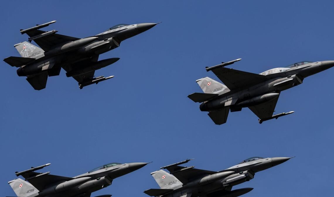 Polnische Kampfjets bei einer Militärparade im August 2024. (Archivbild).