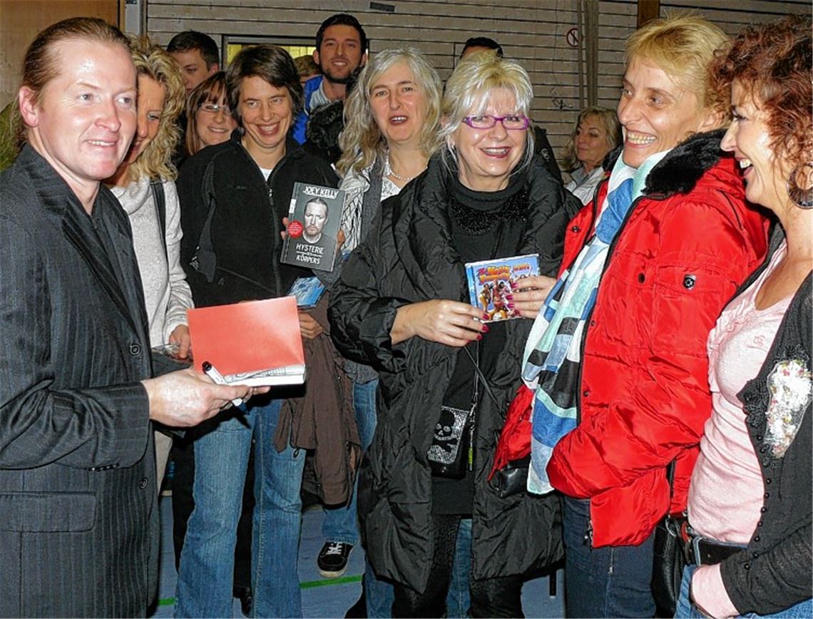 Popstar und Extremsportler: Joey Kelly (li.) hat in Bauschlott viele Fans. Foto: Dietrich