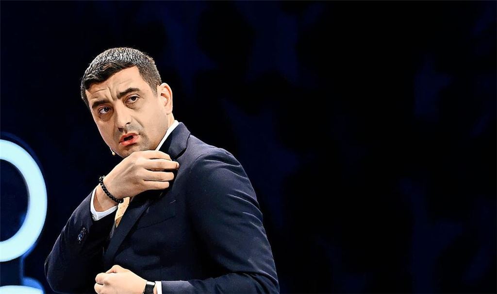 Populistische Heilsbringer wie der AUR-Chef George Simion gewinnen in den Städten Rumäniens   immer mehr Zulauf.