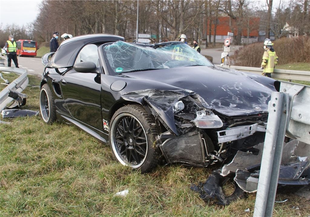 Porsche total demoliert