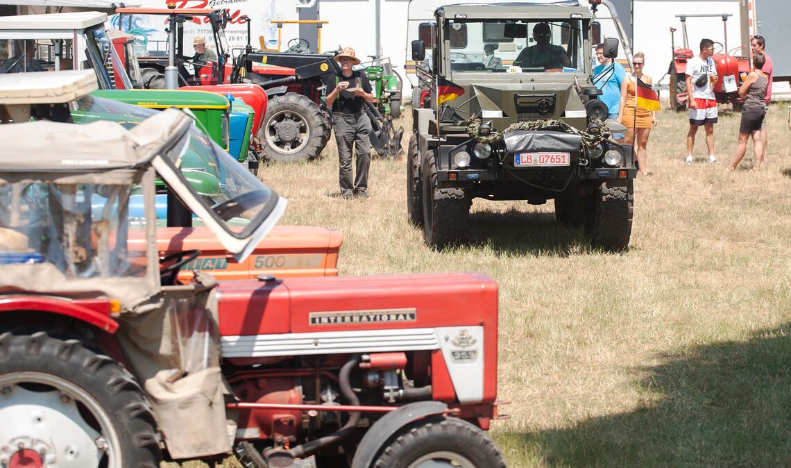Schleppertreffen in Mühlhausen mit vielen Schmuckstücken Prachtexemplare aller Art ziehen in Mühlhausen die Blicke der Besucher auf sich. Foto: Fotomoment