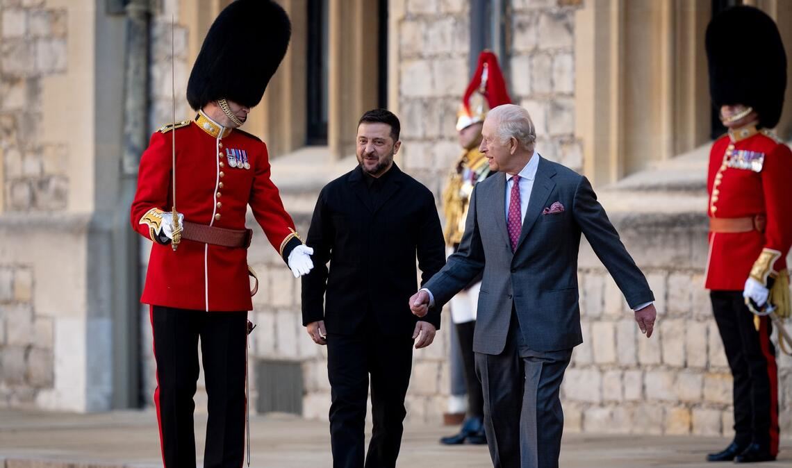 Prinz Charles empfängt ukrainischen Präsidenten Selenskyj auf Schloss Windsor.