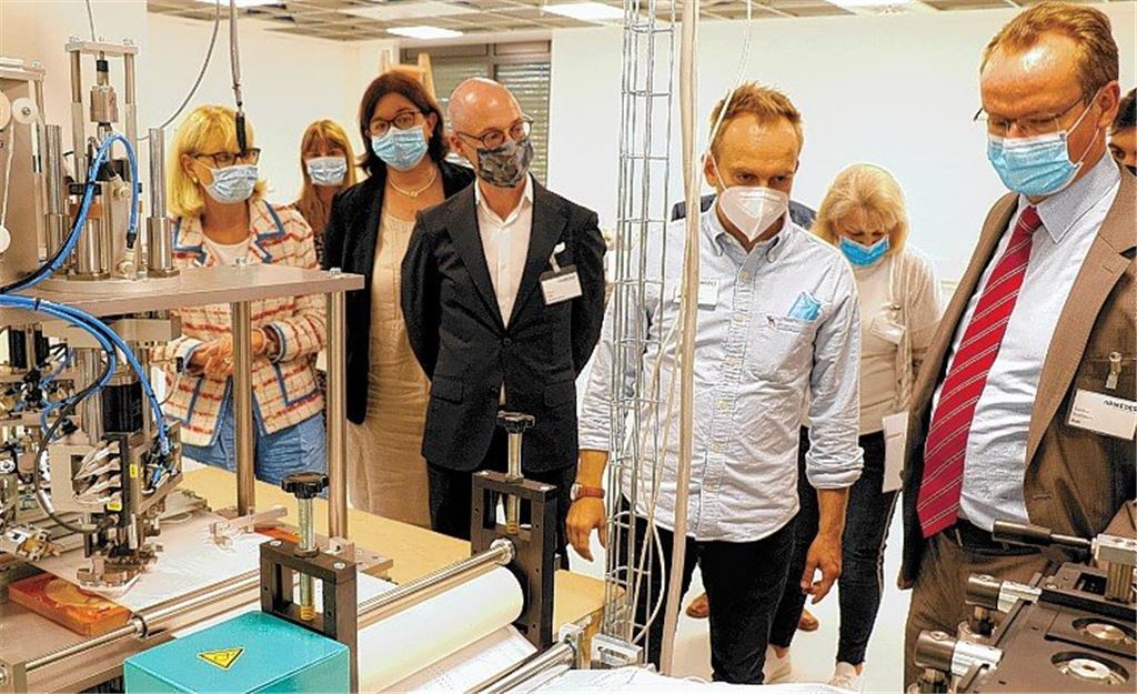 Plötzlich massenweise Masken