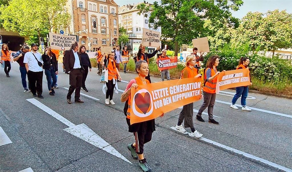 Protest am frühen Freitagmorgen am Stuttgarter Marienplatz