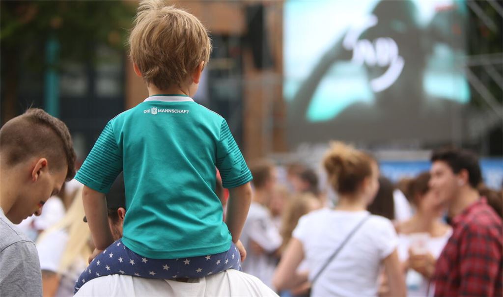 Public Viewing in Mühlacker ist etwas für alle Generationen. Das haben schon Events in der Vergangenheit bewiesen. Foto: Archiv
