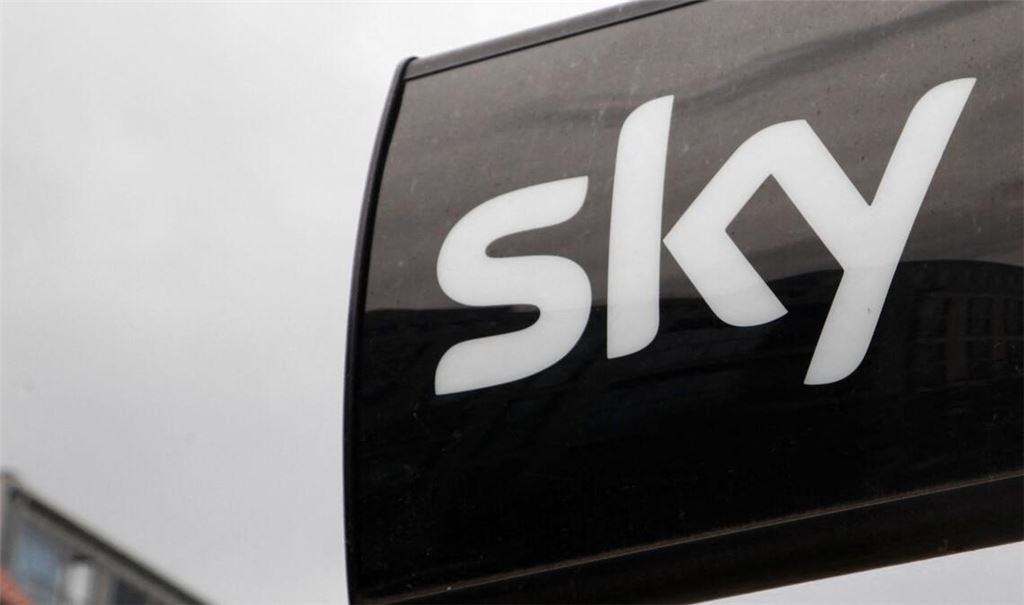 RTL darf den Bezahlsender Sky kaufen.