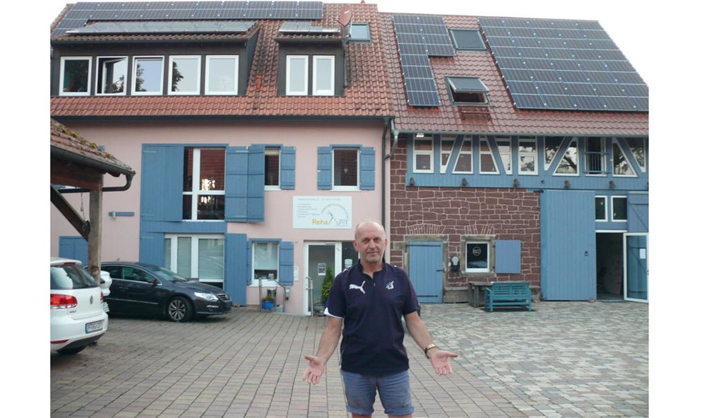 Ratlos: Physiotherapeut Sead Karić braucht dringend neues Personal. Foto: Dietrich