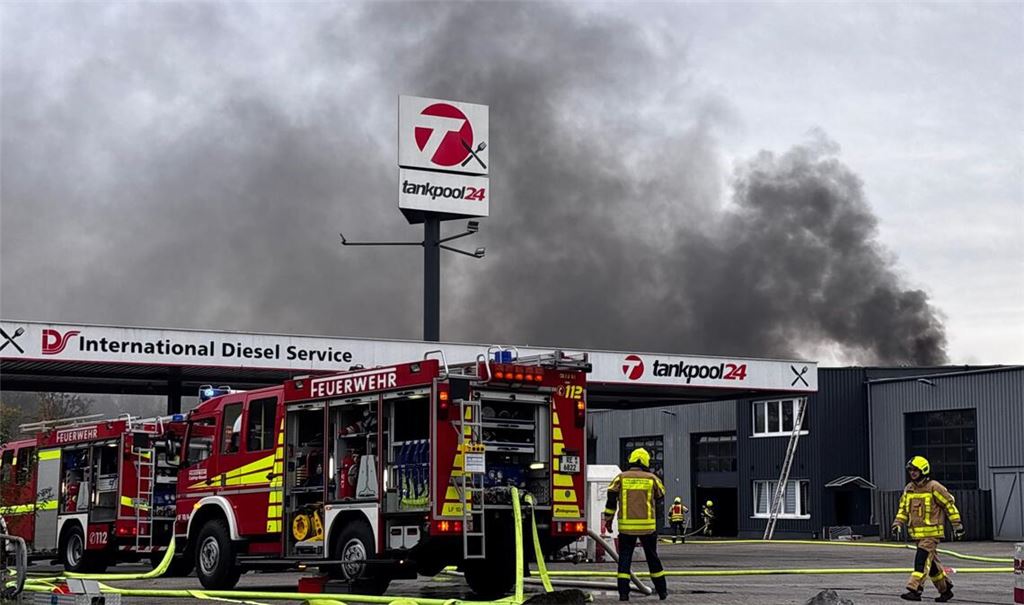 Rauchwolke über Castrop-Rauxel