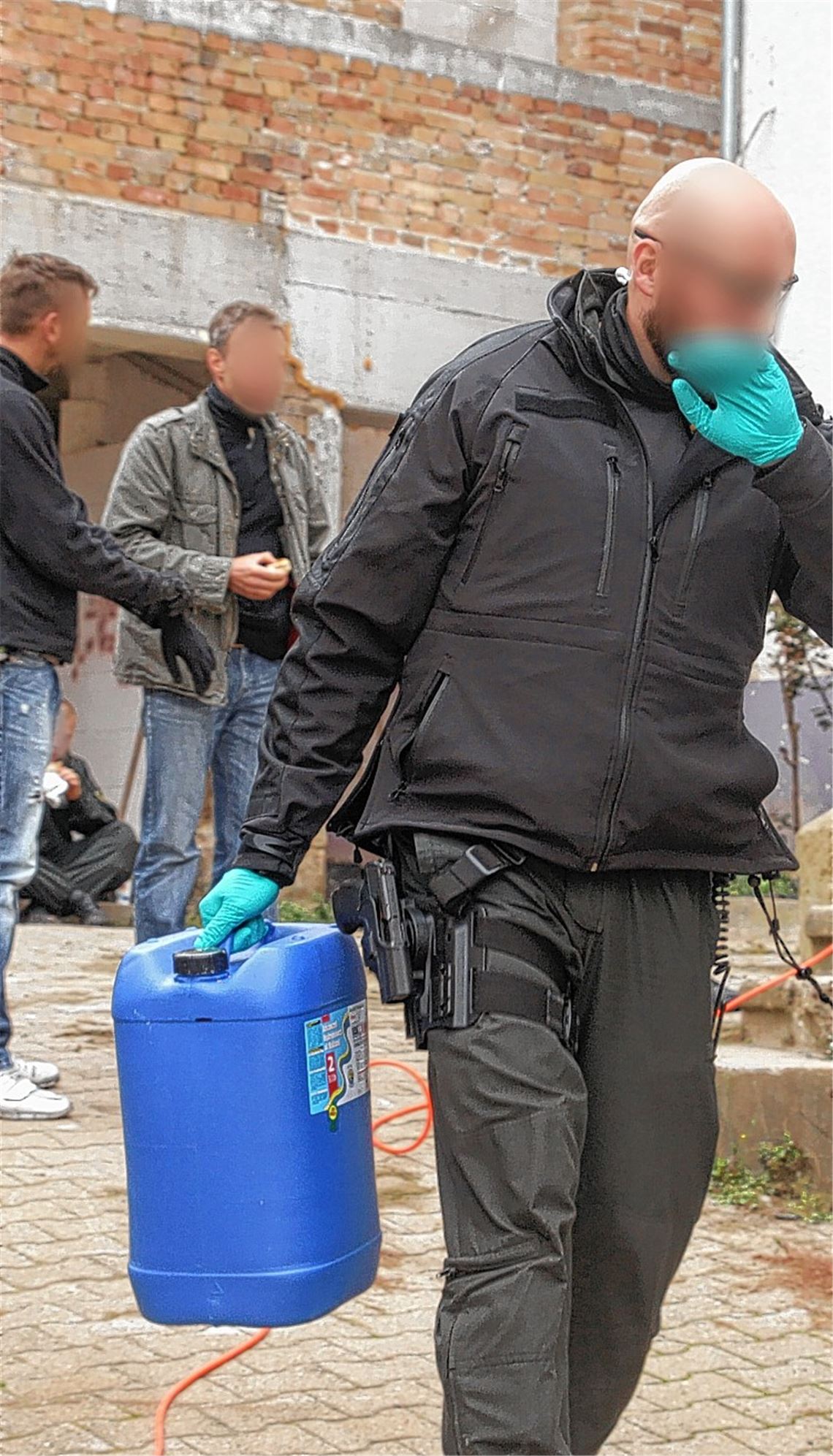 Razzia in der Enzberger Drogenküche: Drei Angeklagte sind verurteilt worden. Archivfoto: Franz