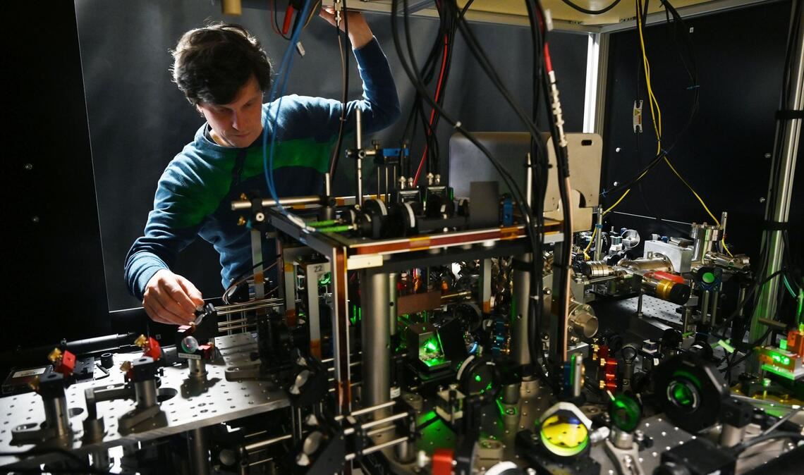 Rechnen an den Grenzen der Physik: Quantencomputer in Stuttgart.