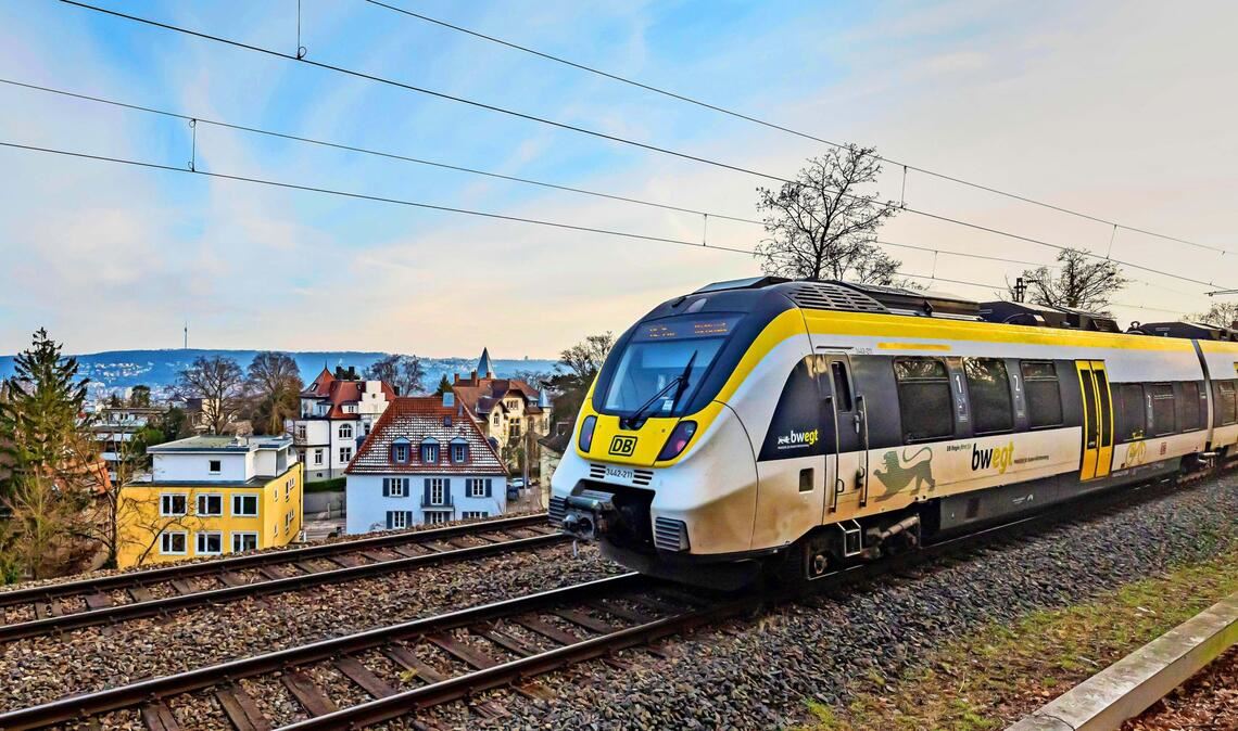 Recht freundlich geht es im Nahverkehr des Landes zu – wenn man einer Umfrage des Landesverkehrsministeriums glauben möchte.